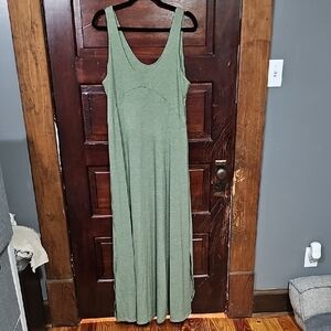HALARA Olive Green Maxi Dress